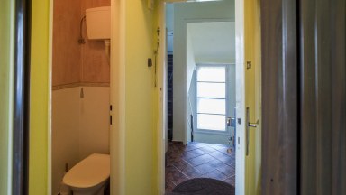 Pronájem nezařízeného bytu 1+1, 46 m2, ul. Na Petřinách, Praha 6