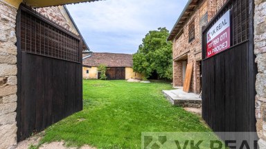 Prodej bývalé zemědělské usedlosti, pozemek 1.232 m, Chotíkov u Plzně