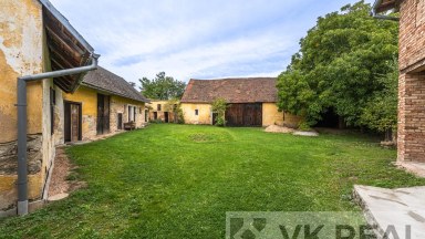 Prodej bývalé zemědělské usedlosti, pozemek 1.232 m, Chotíkov u Plzně