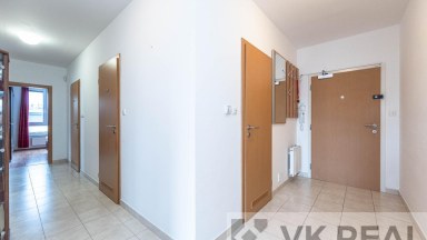 Prodej bytu 4+kk/B, OV, cca 92m2 vč. balkónu, ul. V Štíhlách 2051/4, P-4