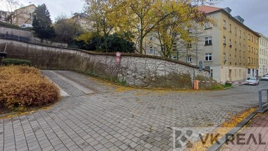 Pronájem GS, 16m2, ul. Zúžená 2400/1a, Praha 6 - Břevnov