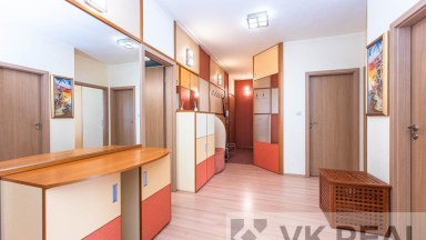 Pronájem bytu 4+kk s terasou a lodžií, cca 158m2, OV, ul. Voskovcova 1130,34, P5 - Barrandov