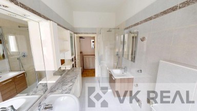 Prodej bytu 2+1, OV, 75 m2, terasa 11 m2, garáž v Bozenu, Itálie