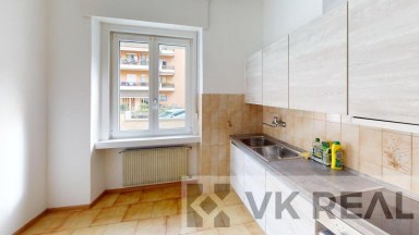 Prodej bytu 2+1, OV, 75 m2, terasa 11 m2, garáž v Bozenu, Itálie