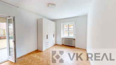 Prodej bytu 2+1, OV, 75 m2, terasa 11 m2, garáž v Bozenu, Itálie