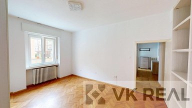 Prodej bytu 2+1, OV, 75 m2, terasa 11 m2, garáž v Bozenu, Itálie