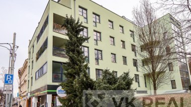 Prodej garážového stání OV, 15 m2, 8. listopadu 228/1a, Praha 6