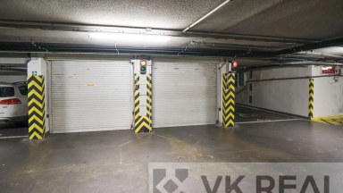 Prodej garážového stání OV, 15 m2, 8. listopadu 228/1a, Praha 6