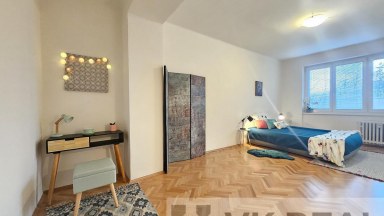 Prodej bytu 2+1, OV, 53m2, ul. Pod Lipami 2516/74, Praha 3 - Žižkov