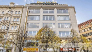 Pronájem obchodního prostoru s výlohou v Domě Módy Václavské náměstí 58, Praha 1