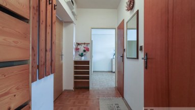 Prodej bytu 2+1, 52 m2 + balkón 10 m2, Praha 5  Hlubočepy, ul. Devonská 1000/3