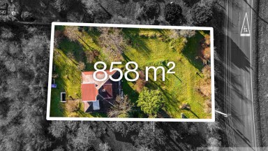 Prodej stavebního pozemku o výměře 858 m2, Husinec u Řeže