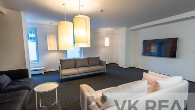 Prodej nebytového prostoru 18 m2, Peroutkova ul č.p. 531., Praha 5 - Malvazinky