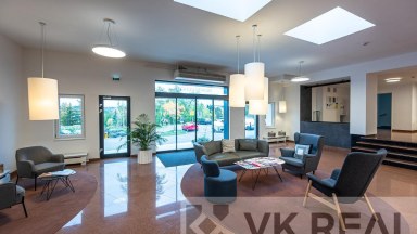 Prodej nebytového prostoru 18 m2, Peroutkova ul č.p. 531., Praha 5 - Malvazinky