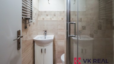 Prodej nebytového prostoru 18 m2, Peroutkova ul č.p. 531., Praha 5 - Malvazinky