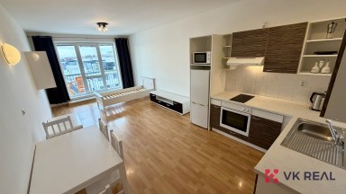 Pronájem bytu 1+kk / B / sklep, 38 m2, ul. Wiesenthalova, Praha 5 - Řeporyje