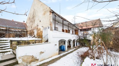 Prodej venkovského domu, Šlapanice v Čechách, okres Kladno, 423 m2, pozemek 1322 m2