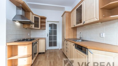 Prodej bytu 2+1, cca 72 m2, OV, ul. Čeljabinská 655/10, Praha 10