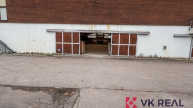 Prodej víceúčelové haly s pozemkem, Císařský ostrov, Praha 7 - Bubeneč