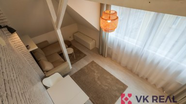 Pronájem bytu 1+kk, loft, 50m2, OV, Branická 904/157, Praha 4
