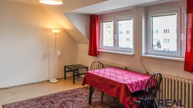 Pronájem bytu 1+kk, 34 m2, OV v domě, ul. Na Petřinách 1255/69