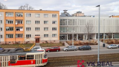 Pronájem bytu 1+kk, 34 m2, OV v domě, ul. Na Petřinách 1255/69