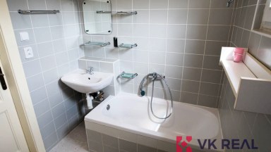 Pronájem bytu 2+KK, OV, 44m2, ul. Bělohorská 218/119, P-6 Břevnov