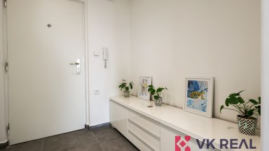 Prodej bytu 1+kk/S, cca 31m2, ul. Hodonínská 975/25, Plzeň