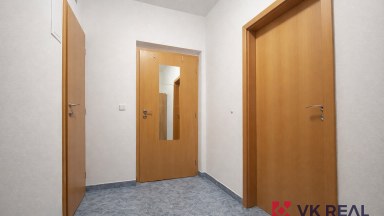 Pronájem bytu 2+kk/GS, 48 m2, Pod Klamovkou, Praha 5