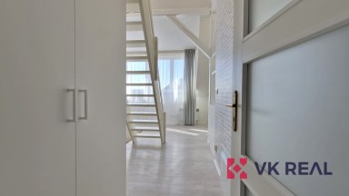 Pronájem bytu 1+kk, loft, 50m2, OV, Branická 904/157, Praha 4