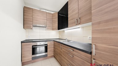 Prodej družstevního bytu 2+kk, 47 m2, Šimůnkova, Praha 8