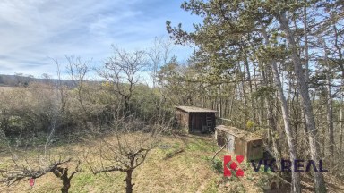 Prodej chaty cca 40m² s pozemkem 489m², Velká Lečice, okr. Příbram