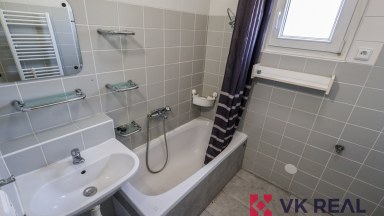 Pronájem bytu 2+KK, OV, 44m2, ul. Bělohorská 218/119, P-6 Břevnov