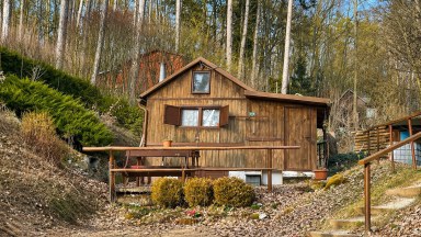 Prodej 3/4 podílu na rekreační chatě, osada Ariana, Ořech, Praha - západ