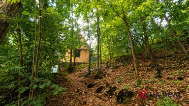 Prodej rekreační chaty, Planá u Nynic, u Berounky, okr. Plzeň-sever