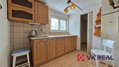 Prodej zděné chaty cca 70m2, vlastní pozemek 891m2, Pňovany, okr. Plzeň-sever