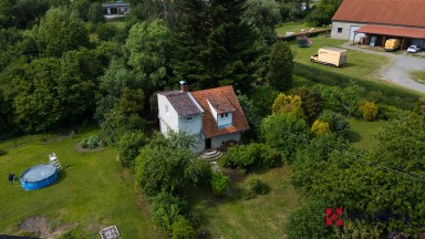 Prodej zděné chaty cca 70m2, vlastní pozemek 891m2, Pňovany, okr. Plzeň-sever