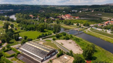 Prodej víceúčelové haly s pozemkem, Císařský ostrov, Praha 7 - Bubeneč