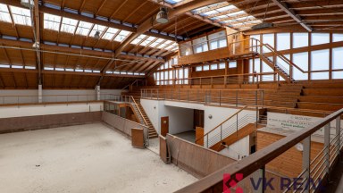 Prodej víceúčelové haly s pozemkem, Císařský ostrov, Praha 7 - Bubeneč