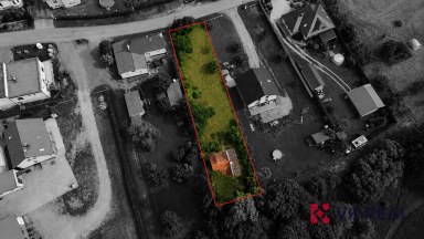 Prodej stavebního pozemku 891 m², zasíťovaného, s rekreační chatou v obci Pňovany, okr. Plzeň-sever