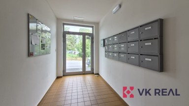 Pronájem bytu 2+kk, cca 70 m² s garážovým stáním, Praha 6 – Veleslavín, ul. Lužná