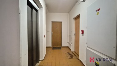 Pronájem bytu 2+kk, cca 70 m² s garážovým stáním, Praha 6 – Veleslavín, ul. Lužná