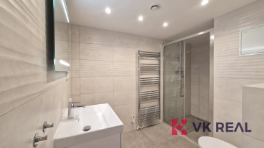 Pronájem nebytového / obchodního prostoru cca 75 m² – Praha 17, Řepy, ul. Na Moklině