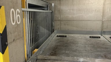 Pronájem garážového stání, 12 m2, ul. Pod Kavalírkou 1322/26, Praha 5 - Košíře