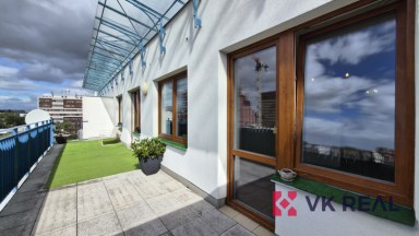 Pronájem bytu 2+kk (cca 70m2) s terasou (cca 30 m²), ul. Kodymova, Praha 13