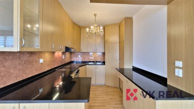 Pronájem bytu 2+kk (cca 70m2) s terasou (cca 30 m²), ul. Kodymova, Praha 13