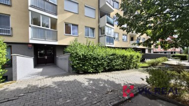 Pronájem bytu 2+kk (cca 70m2) s terasou (cca 30 m²), ul. Kodymova, Praha 13