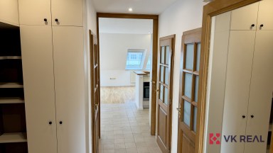 Pronájem bytu 2+kk, 61 m2, OV, ul. Jičínská 1613/11, Praha 3
