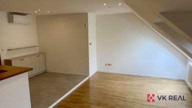 Pronájem bytu 2+kk, 61 m2, OV, ul. Jičínská 1613/11, Praha 3