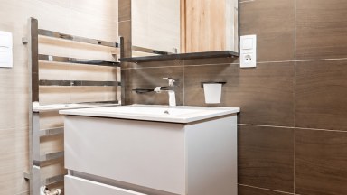 Prodej bytu 3+kk/B, cca 53m² + 5m², Lipno, Černá v Pošumaví, 50m od vody